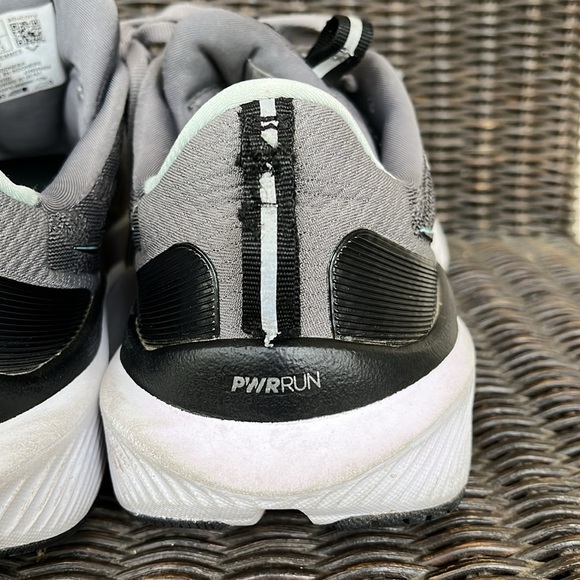 Saucony Echelon, Size 7 - Picture 11 of 14